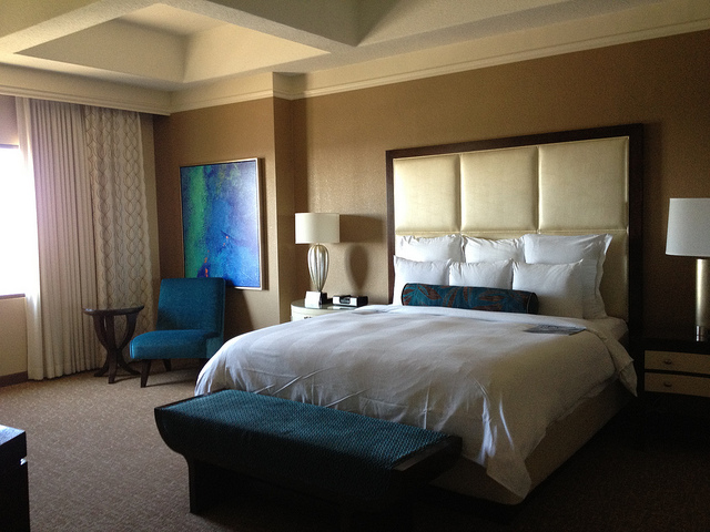 Hotel Review: Renaissance Orlando Sea World Resort